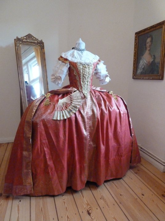 Robe de cour ca.1745