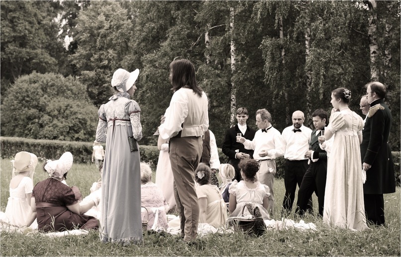 Holiday picnic in regency style